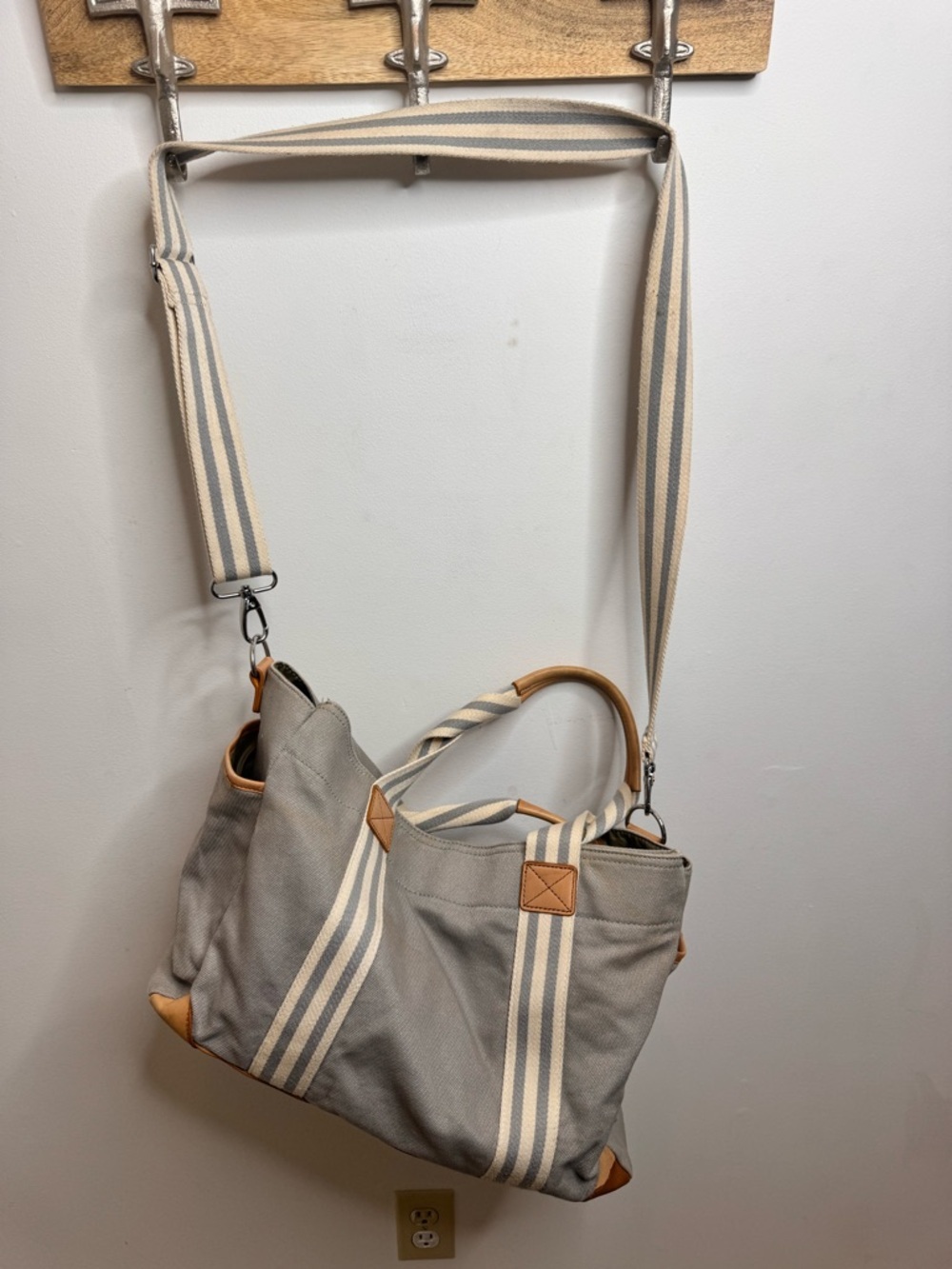 Pottery Barn Kids Gray Canvas Stripe Tote with Tan Leather Trim - Picture 4 of 6
